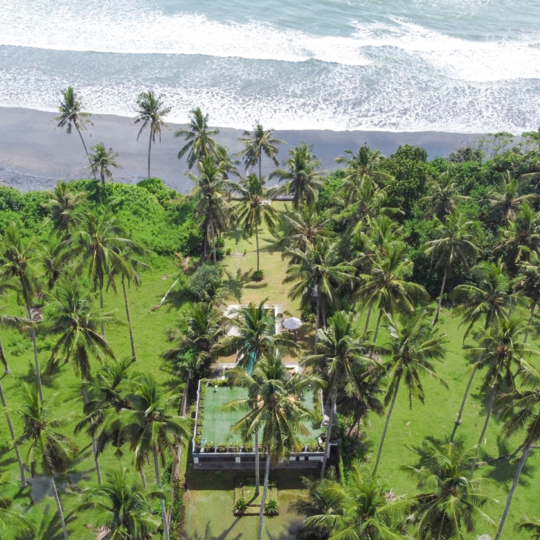 bali beachfront villa